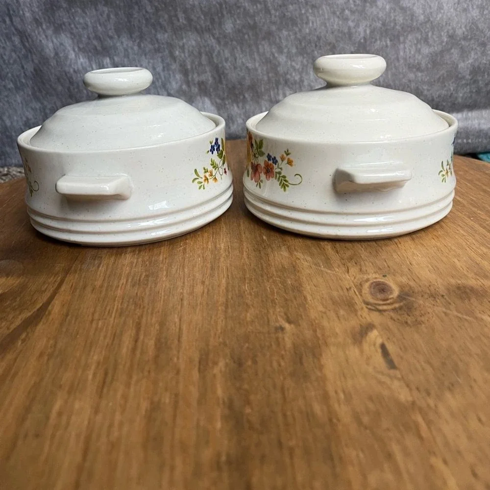 Vintage Set of‎ Sweet Flowers Serve 'N Store Stoneware Casserole Dishes w/Lid